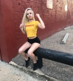 Harriet, 36 years old, Straight, Woman, Highland, USA