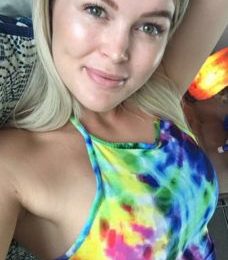 Nicki, 23 years old, Straight, Woman, Portland, USA