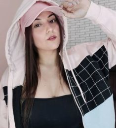 Nora, 19 years old, Straight, Woman, Roswell, USA