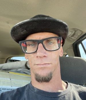 Seymour, 48 years old, Brunswick, USA
