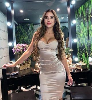 Shirley, 38 years old, Quezon City, Philippines